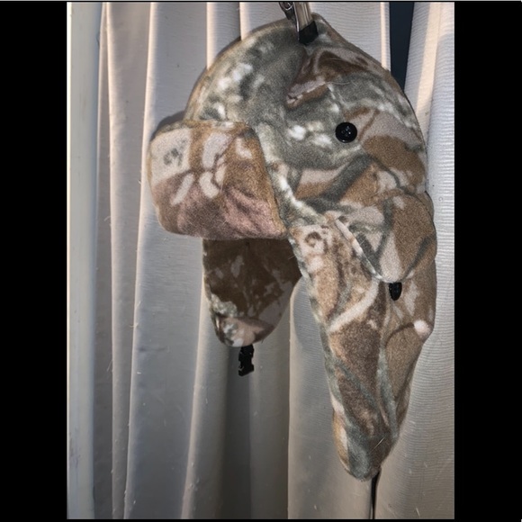 Winter Hat (free w/purchase) - Picture 2 of 3